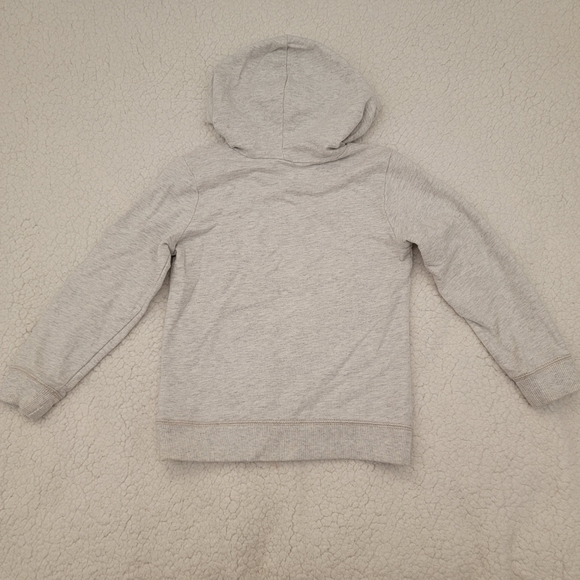 Old Navy & Carter's bundle sweatshirts for boy. - Picture 5 of 7